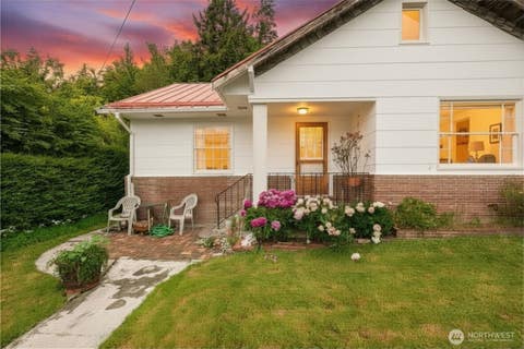 Photo of 45191 Main Street, Concrete, WA 98237 (MLS # 2524951)
