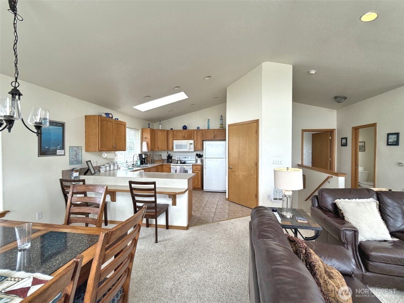 16 Ocean Boulevard