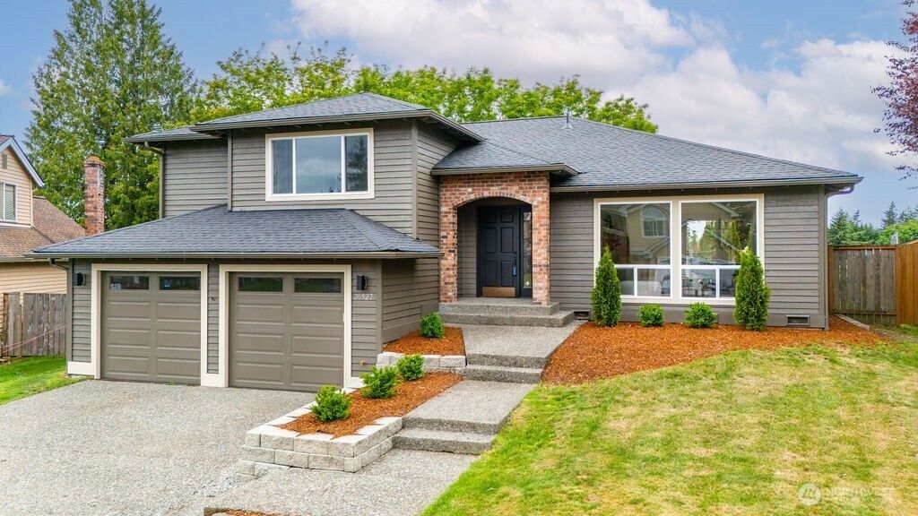 Photo of 20927 103rd Avenue SE, Kent, WA 98031 (MLS # 2376115)