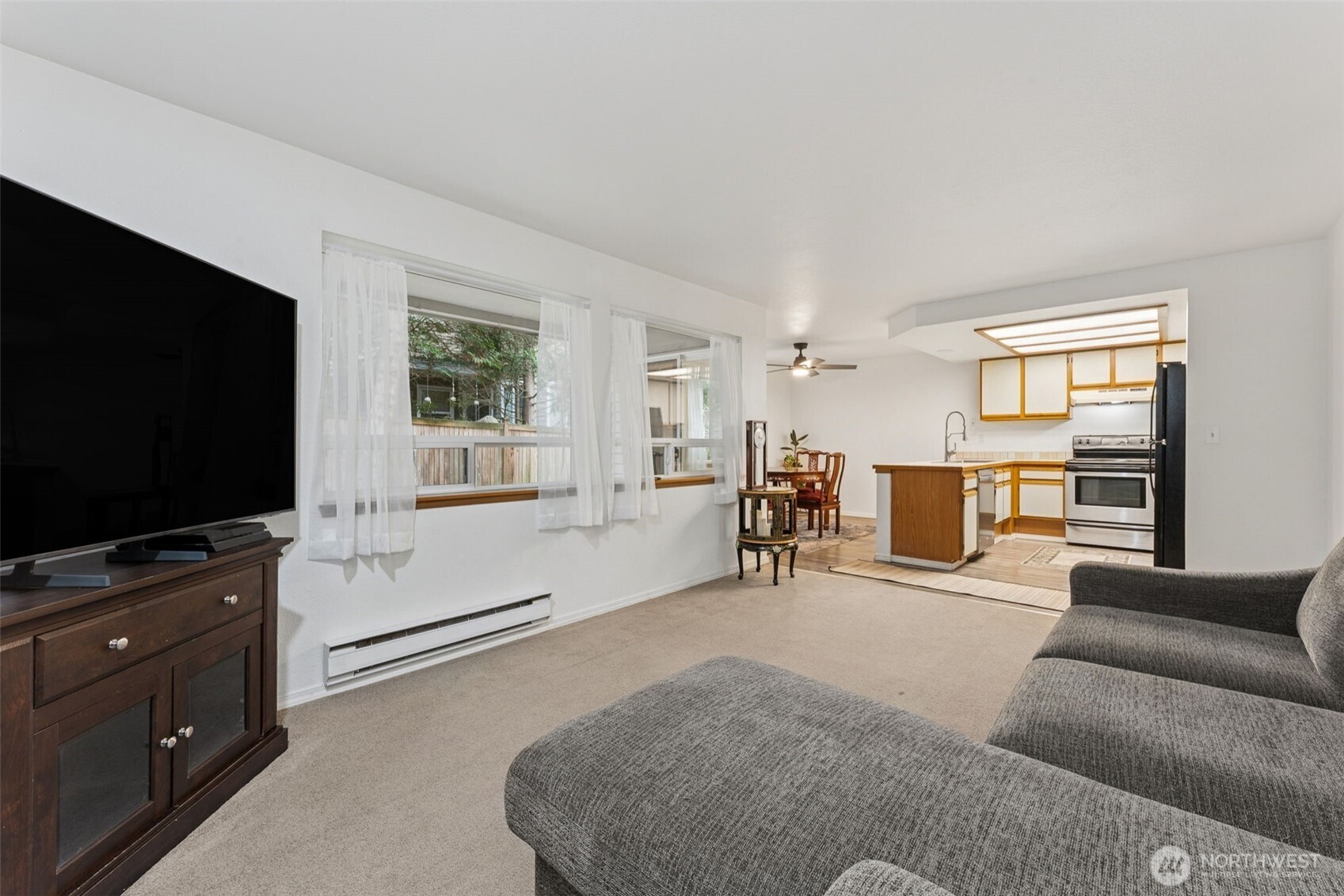 1626 Grant Avenue S D101