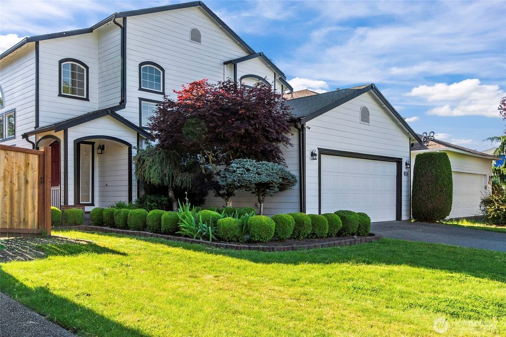 Photo of 17706 90th Avenue E, Puyallup, WA 98375 (MLS # 2531929)