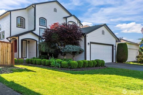 Photo of 17706 90th Avenue E, Puyallup, WA 98375 (MLS # 2531929)