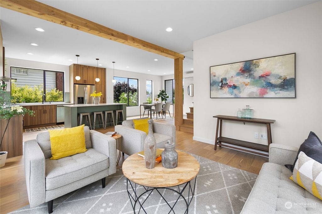 Photo of 9620 8th Avenue NE, Seattle, WA 98115 (MLS # 2259044)