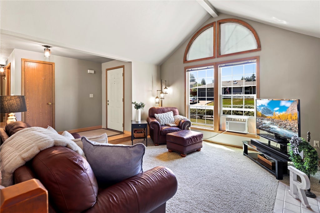Photo of 10103 27th Drive SE, Everett, WA 98208 (MLS # 2595826)
