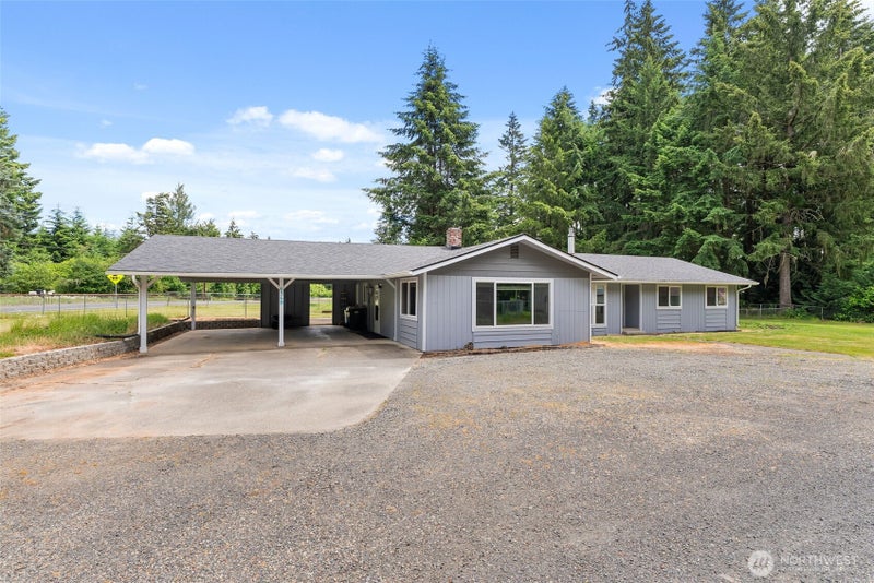 636 Highway 603 B