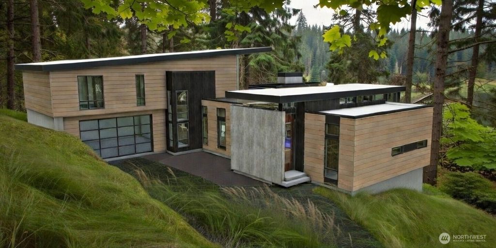 Photo of 7017 NE 132 St, Kirkland, WA 98034 (MLS # 2475329)