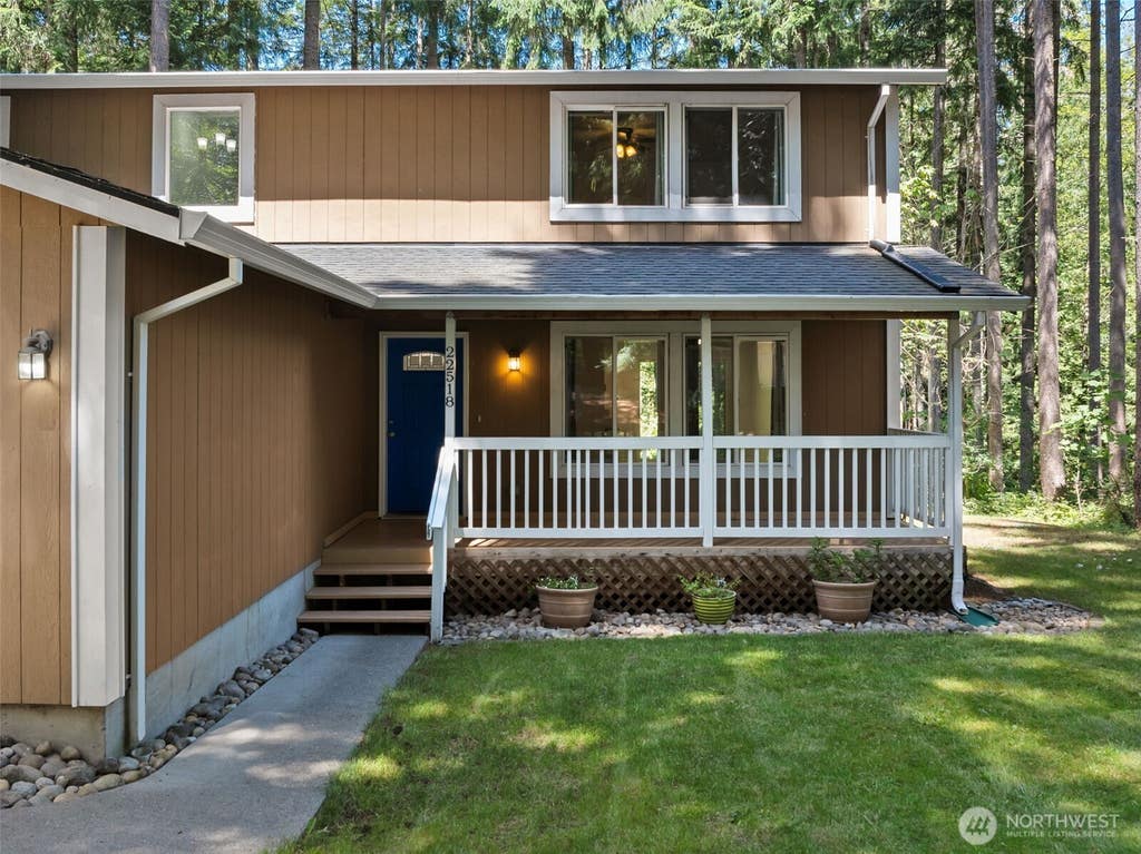 Photo of 22518 Bluewater Drive SE, Yelm, WA 98597 (MLS # 2541402)