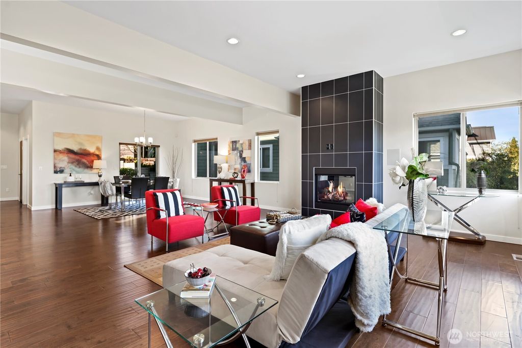 Photo of 4137 Fauntleroy Way SW, Seattle, WA 98126 (MLS # 2512127)