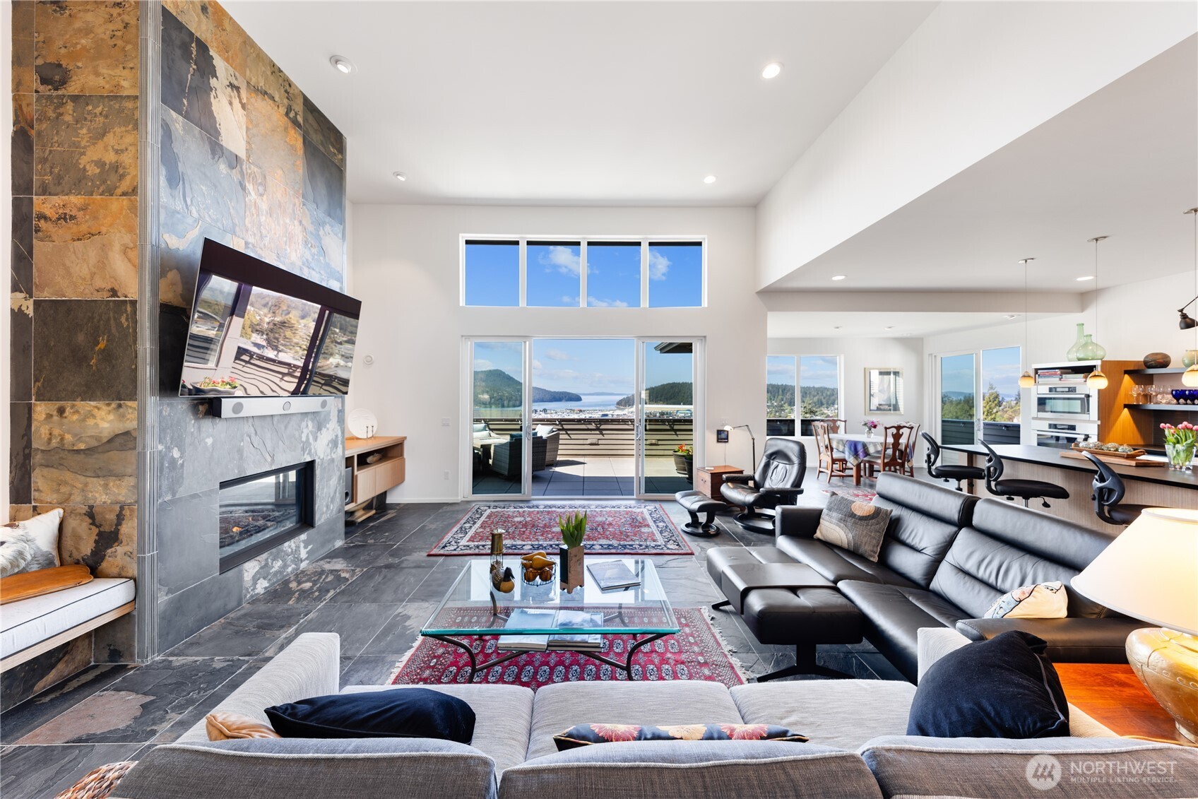 1808 Highland Dr