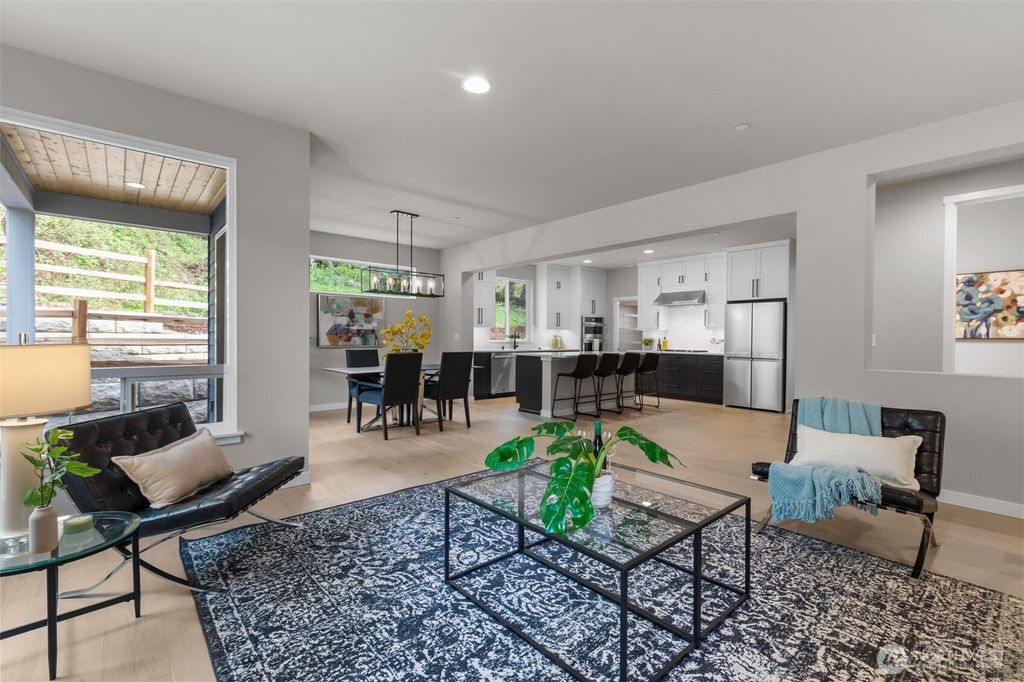 Photo of 18122 83rd Avenue NE, Kenmore, WA 98028 (MLS # 2356856)