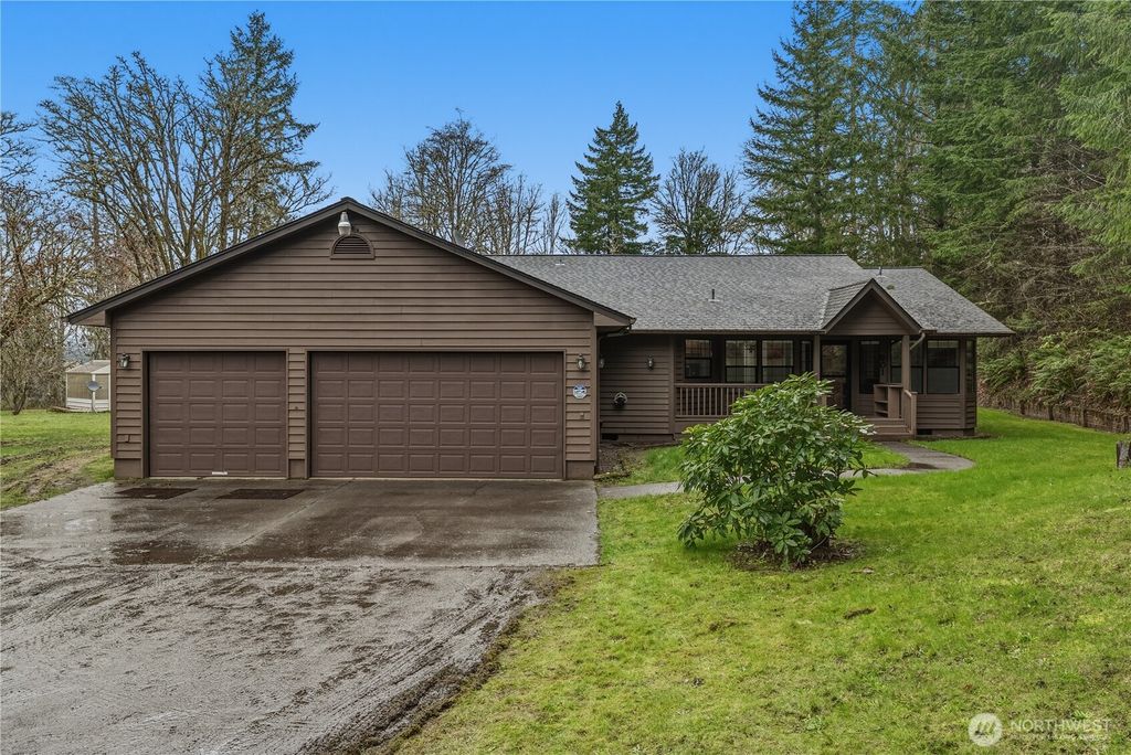 Photo of 201 Wagner Road, Kelso, WA 98626 (MLS # 2493689)
