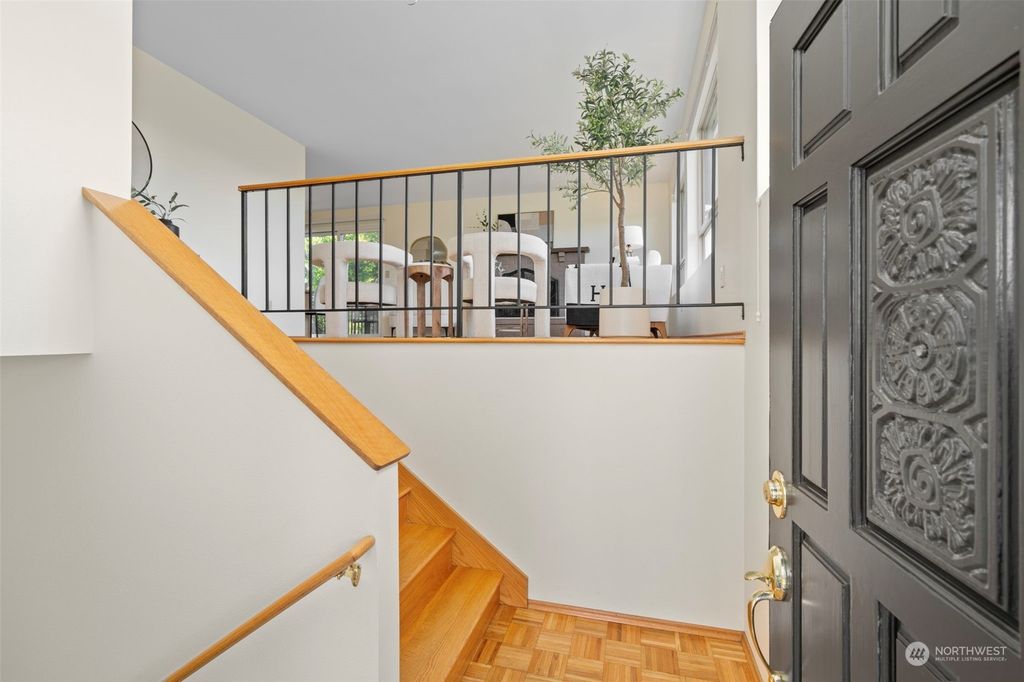 Photo of 1201 N 28th Place, Renton, WA 98056 (MLS # 2235533)