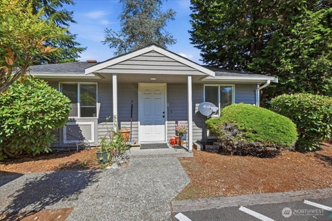 Photo of 406 E Pioneer Street #A, Granite Falls, WA 98252 (MLS # 2588213)