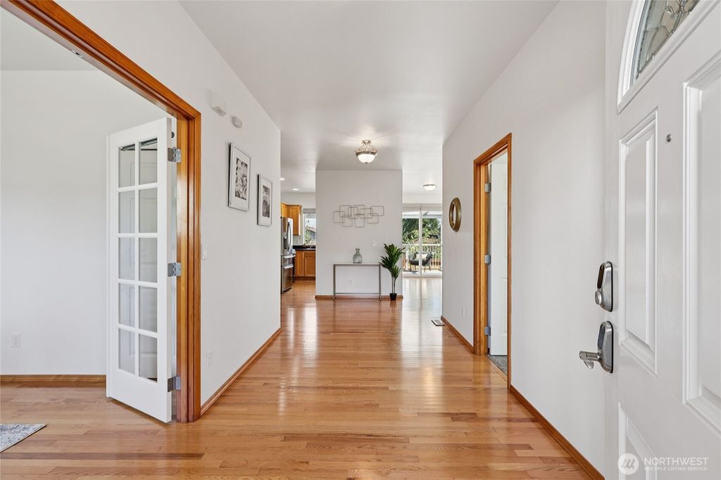 Photo of 7424 Upper Ridge Road, Everett, WA 98203 (MLS # 2414823)