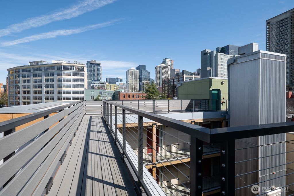 Photo of 66 Bell Street Ct #35, Seattle, WA 98053 (MLS # 2498076)