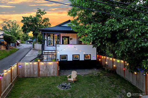 13027 40th Avenue S Tukwila WA 98168