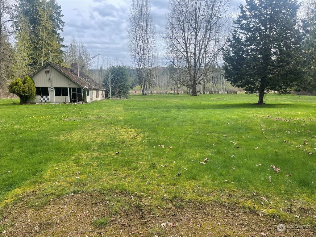 Photo of 8707 Robe Menzel Road, Granite Falls, WA 98252 (MLS # 2223390)