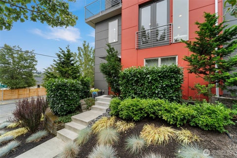 Photo of 2201 W Ruffner Street, Seattle, WA 98199 (MLS # 2591581)