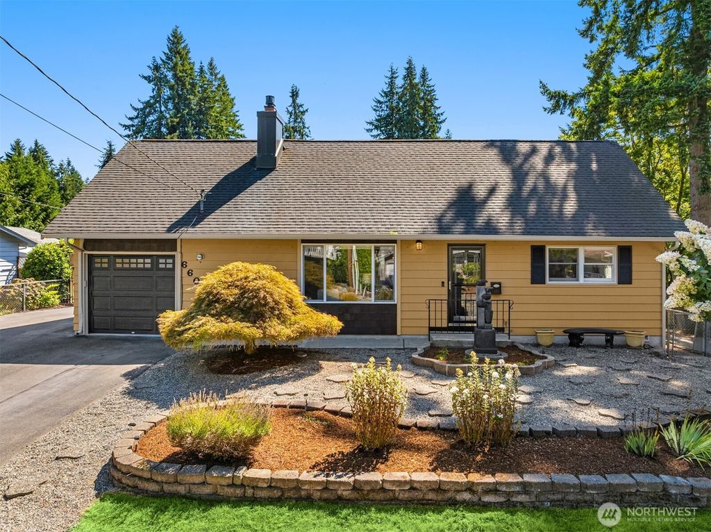 Photo of 6608 228th Street SW, Mountlake Terrace, WA 98043 (MLS # 2423926)