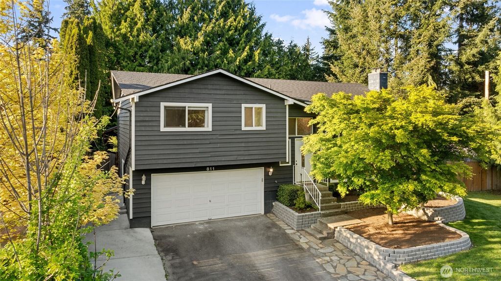 Photo of 811 Grimes Road, Bothell, WA 98012 (MLS # 2363410)