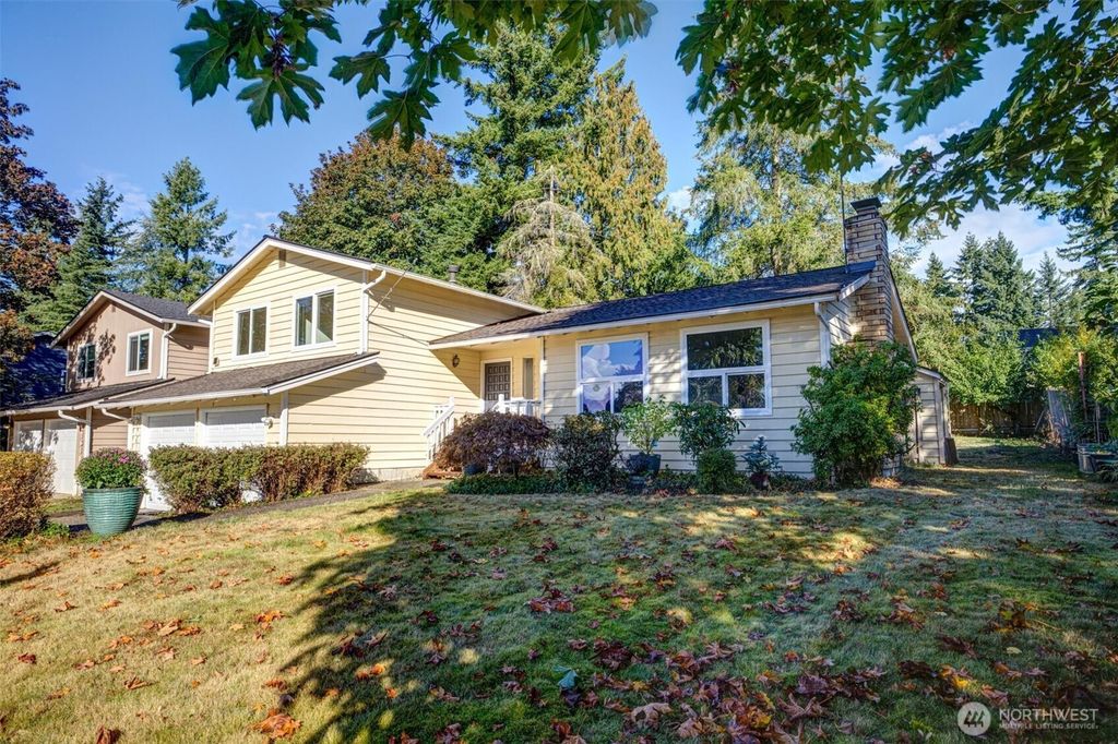 Photo of 17618 161st Avenue SE, Renton, WA 98058 (MLS # 2439197)