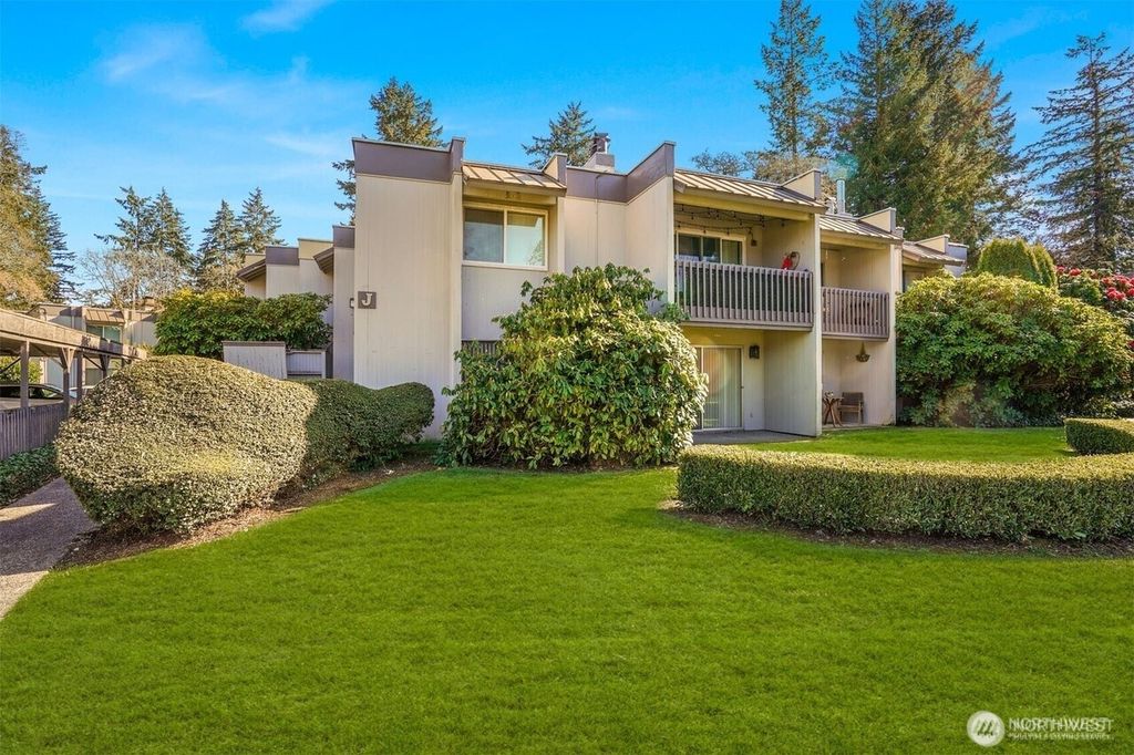 Photo of 7501 Ruby Drive SW #I206, Lakewood, WA 98498 (MLS # 2469796)