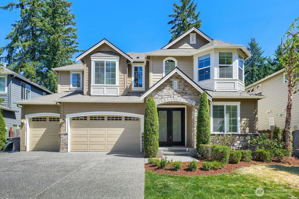 Photo of 2122 215th Place SE, Sammamish, WA 98075 (MLS # 2568707)