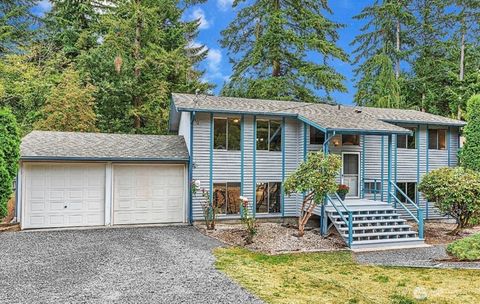 Photo of 14020 Stone Avenue N, Seattle, WA 98133 (MLS # 2467013)