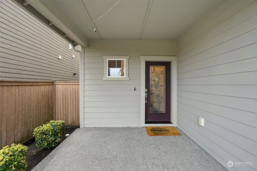 Photo of 13427 38th Avenue SE, Mill Creek, WA 98012 (MLS # 2310636)