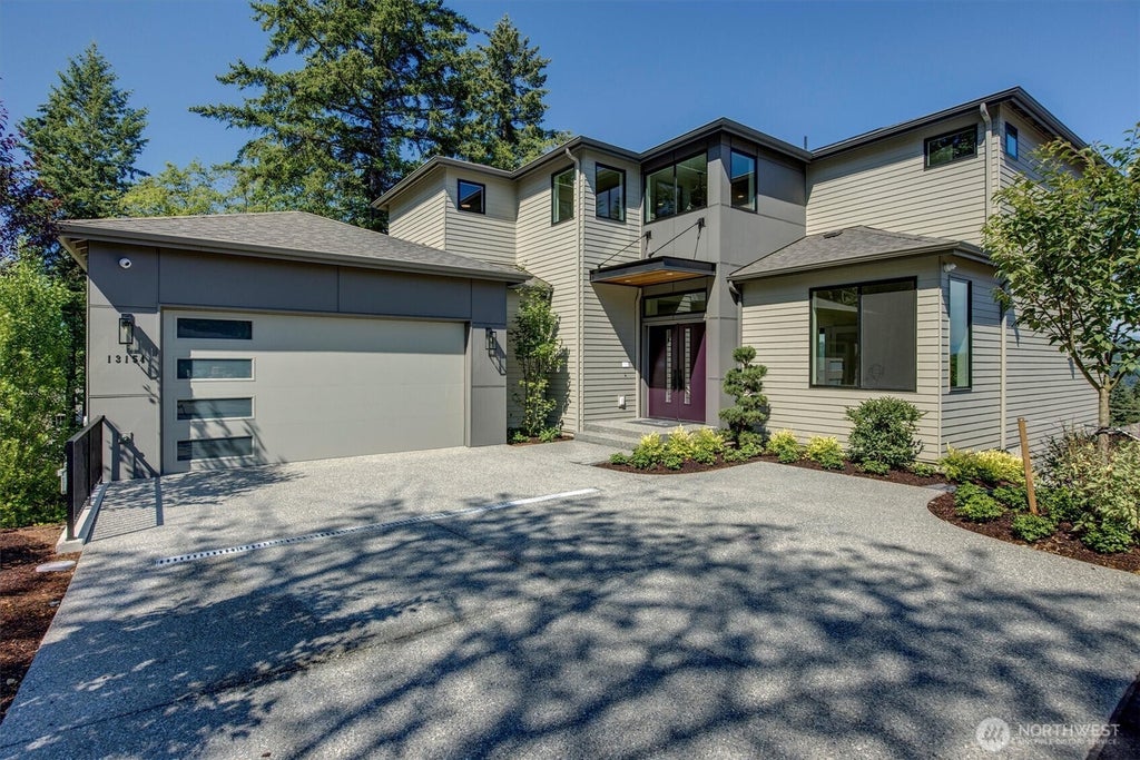 Photo of 13154 NE 151st Court, Woodinville, WA 98072 (MLS # 2588967)