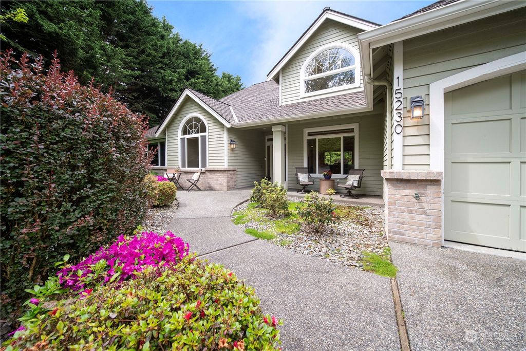 Photo of 15230 12th Drive SE, Mill Creek, WA 98012 (MLS # 2156163)