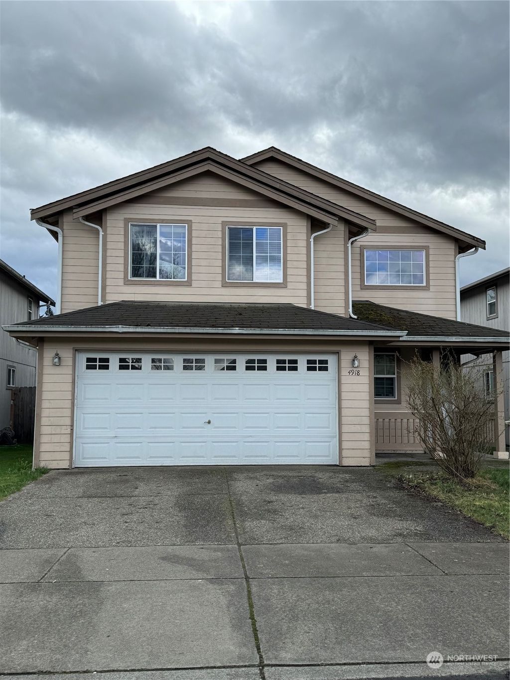 Photo of 4918 104th Place NE, Marysville, WA 98270 (MLS # 2204964)