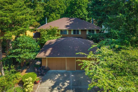 Photo of 8512 137th Avenue NE, Redmond, WA 98052 (MLS # 2561028)