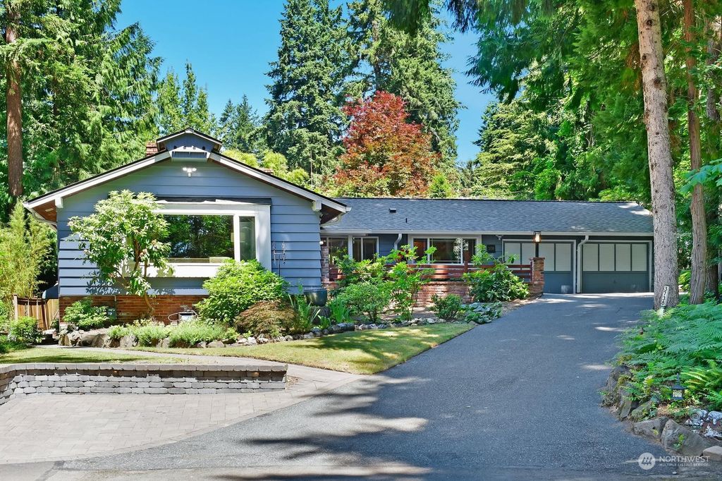 Photo of 3738 NE 187th Street, Lake Forest Park, WA 98155 (MLS # 2132395)