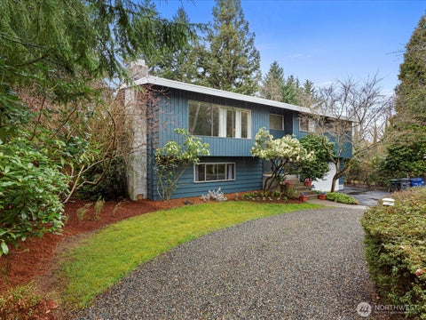 Photo of 16445 Ambaum Boulevard S, Burien, WA 98148 (MLS # 2569873)