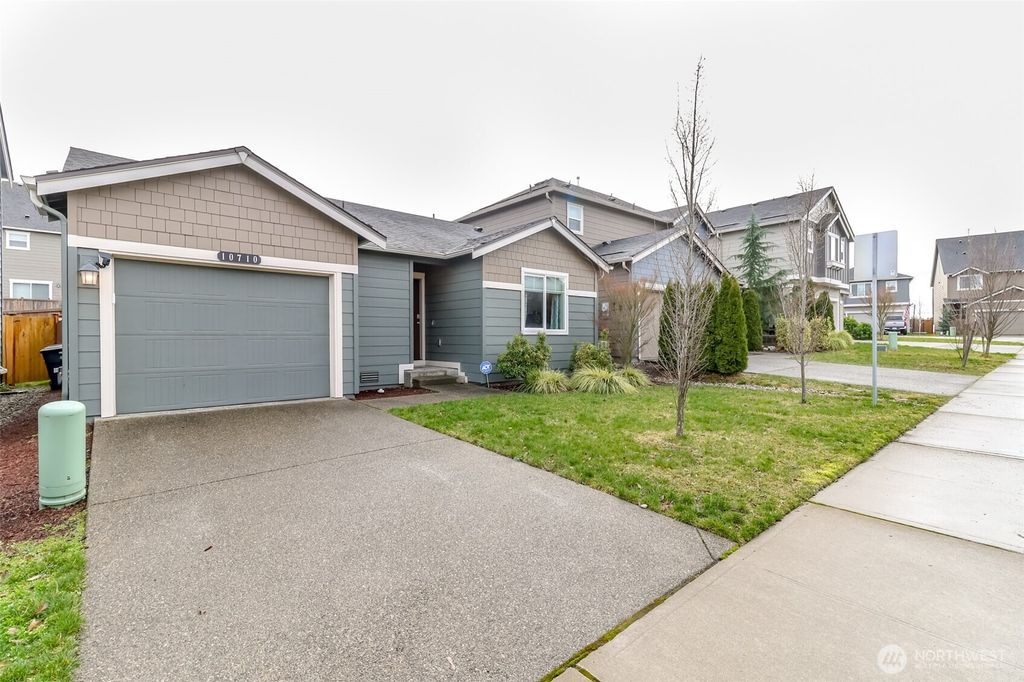 Photo of 10710 185th Street E, Puyallup, WA 98374 (MLS # 2476744)