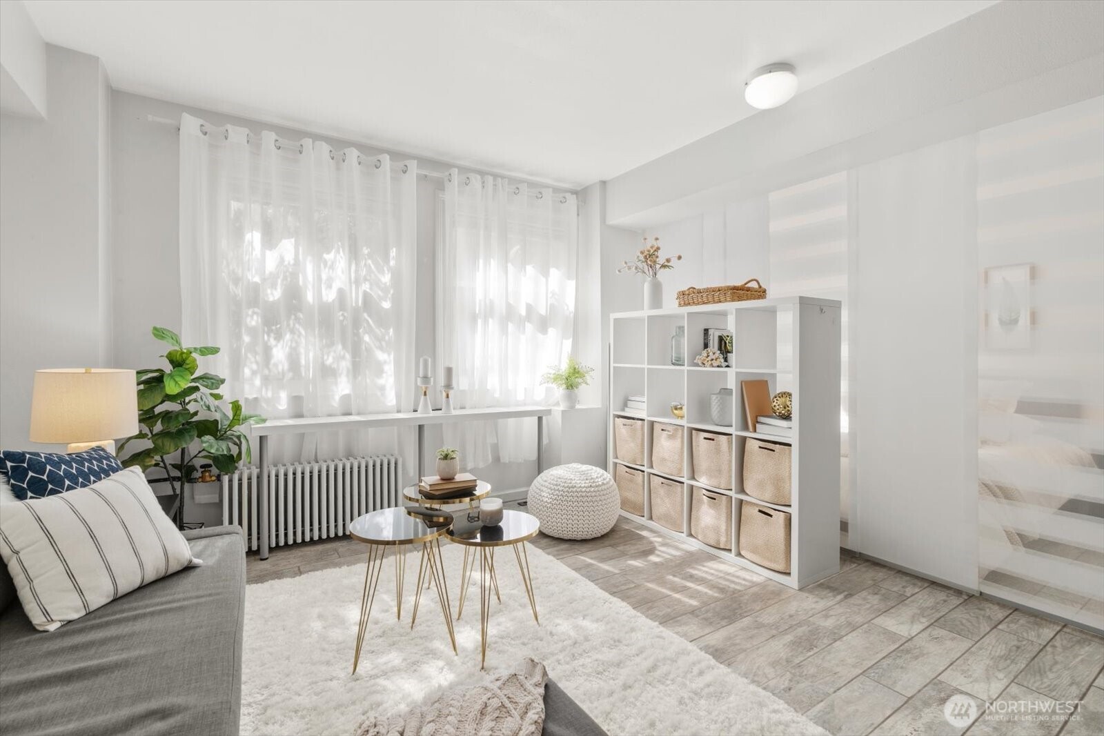 1017 Minor Avenue 206