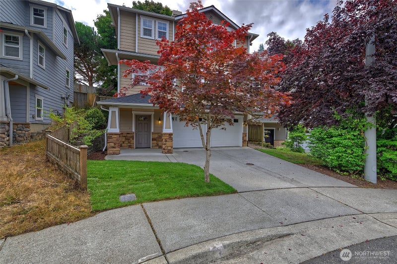 405 46th Street SE