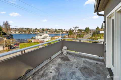 3757 W Commodore Way Seattle WA 98199