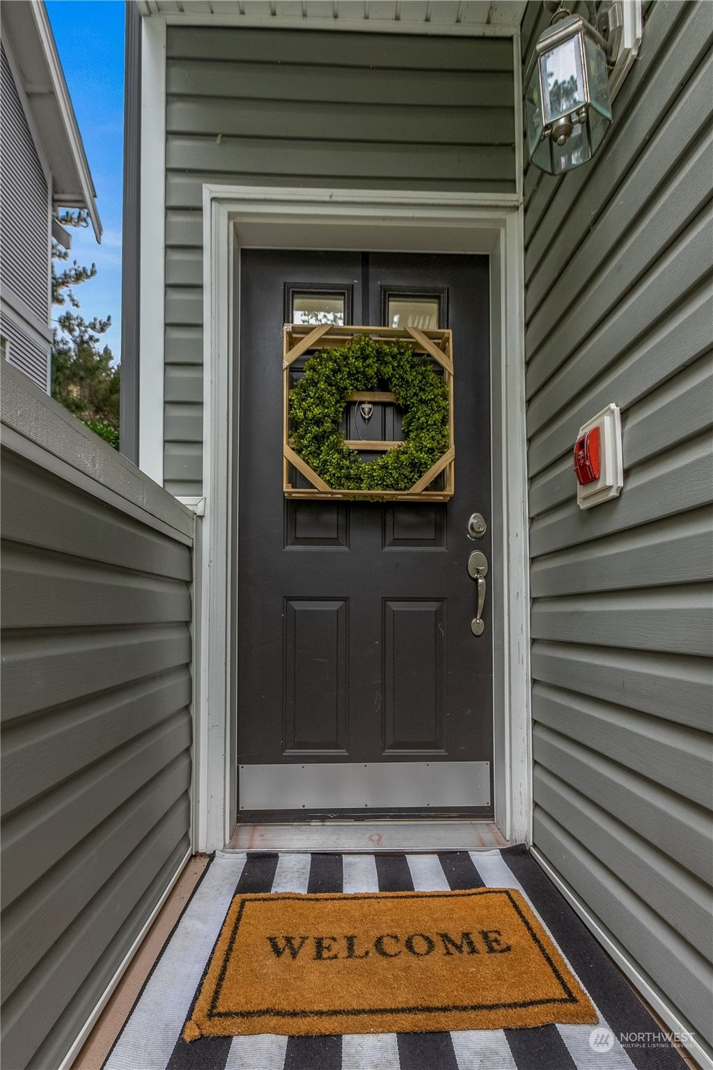 Photo of 23120 SE Black Nugget Road #J-1, Issaquah, WA 98029 (MLS # 2149298)
