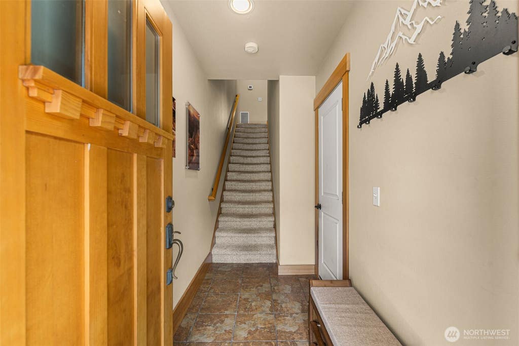 Photo of 100 Ski Blick Strasse #A103, Leavenworth, WA 98826 (MLS # 2567578)