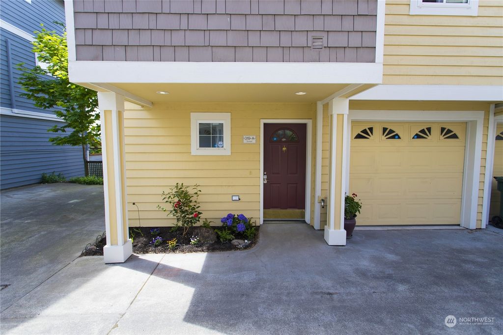 Photo of 319 A NW 55 Street, Seattle, WA 98107 (MLS # 2247644)