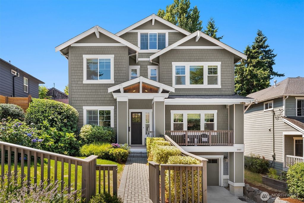 Photo of 2907 Queen Anne Avenue N, Seattle, WA 98109 (MLS # 2411809)