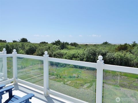 Photo of 855 Ocean Shores Boulevard NW #203, Ocean Shores, WA 98569 (MLS # 2532410)