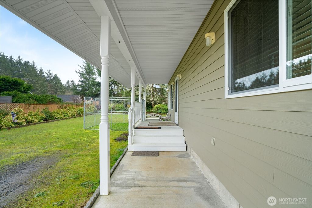 Photo of 281 Cakesosta Street SE, Ocean Shores, WA 98569 (MLS # 2481405)