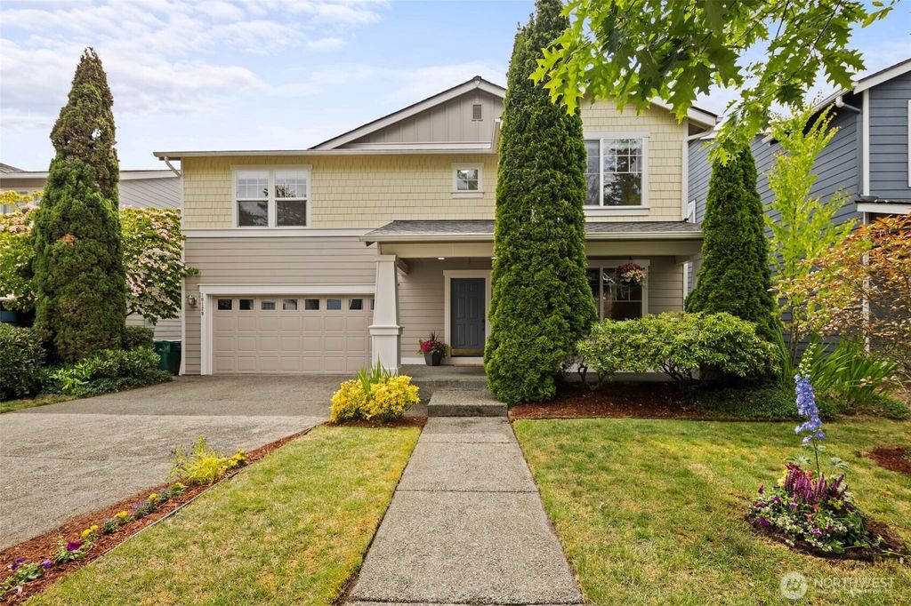 Photo of 10129 224th Ave Ave NE, Redmond, WA 98053 (MLS # 2384476)