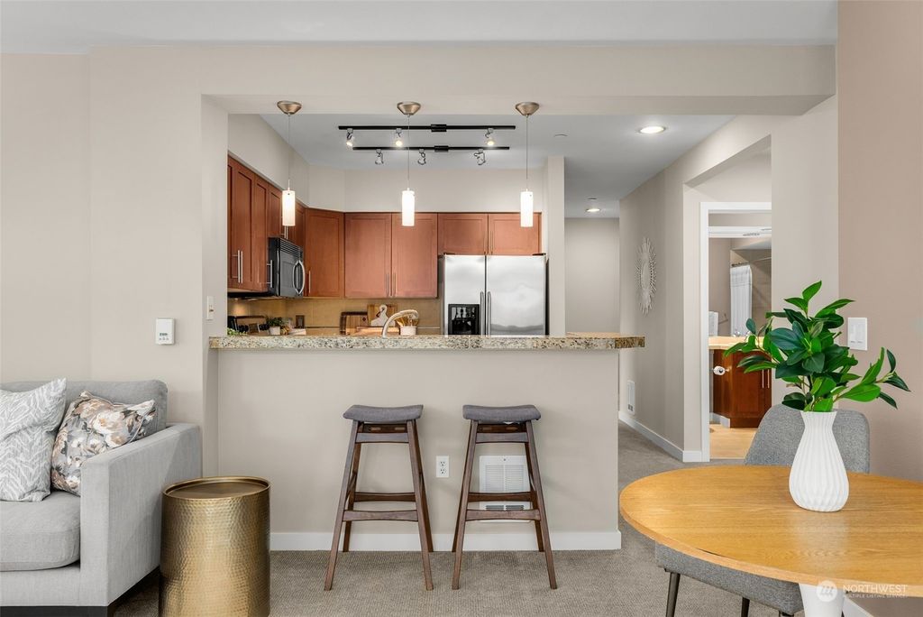 Photo of 211 Kirkland Avenue #418, Kirkland, WA 98033 (MLS # 2225794)