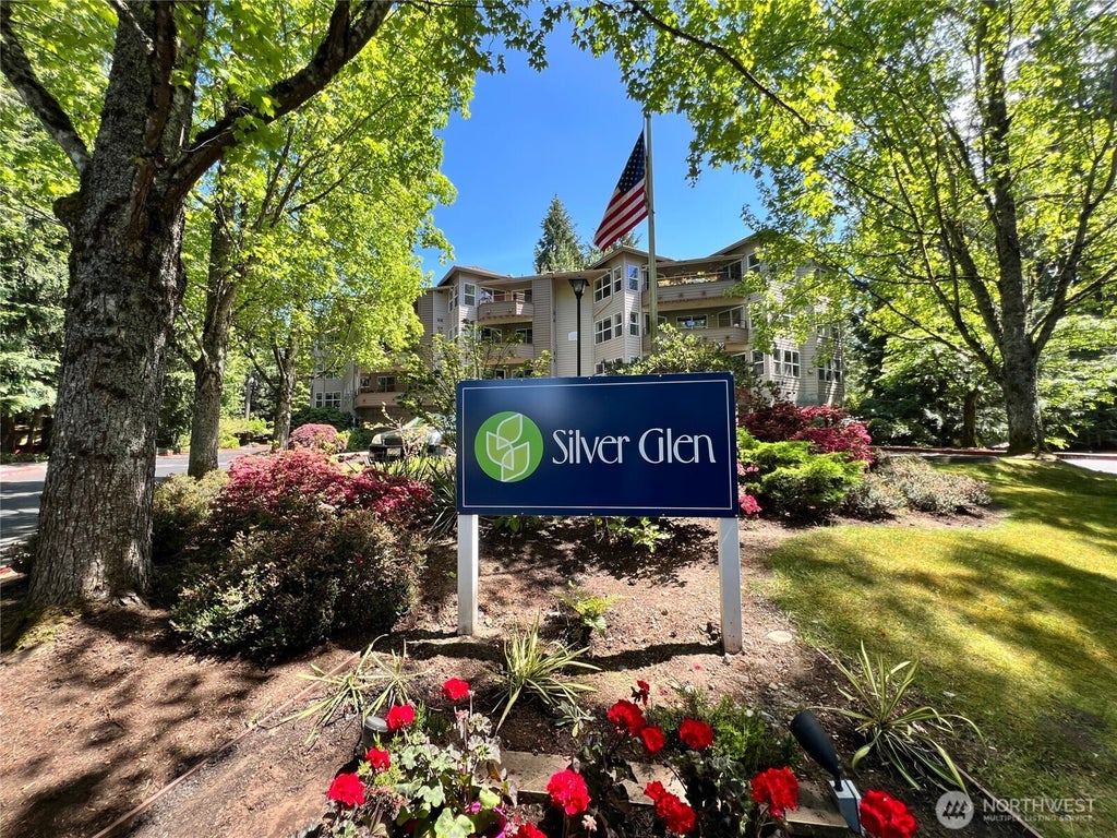 Photo of 1822 152nd Avenue NE #E307, Bellevue, WA 98007 (MLS # 2559780)