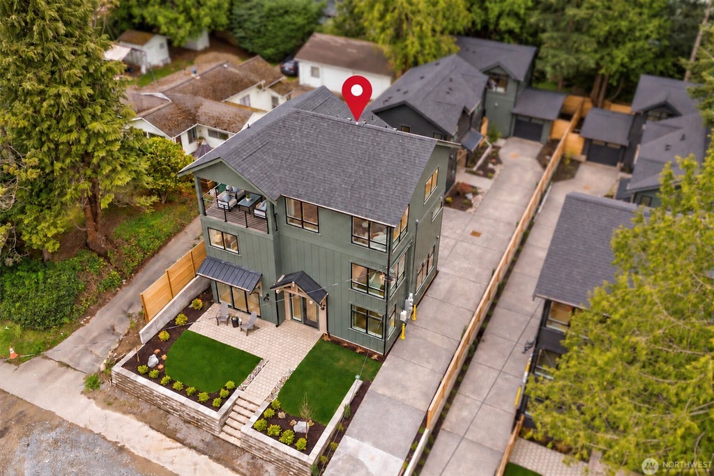Photo of 3020 NE 95th Street, Seattle, WA 98115 (MLS # 2599336)