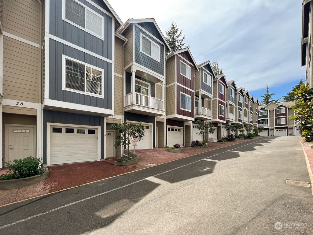 Photo of 4804 215 Lane SW #37, Mountlake Terrace, WA 98043 (MLS # 2178995)